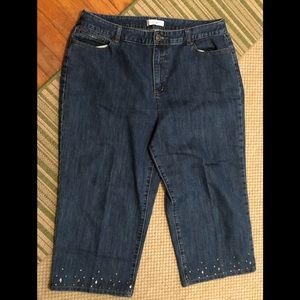 Christopher & Banks Capri